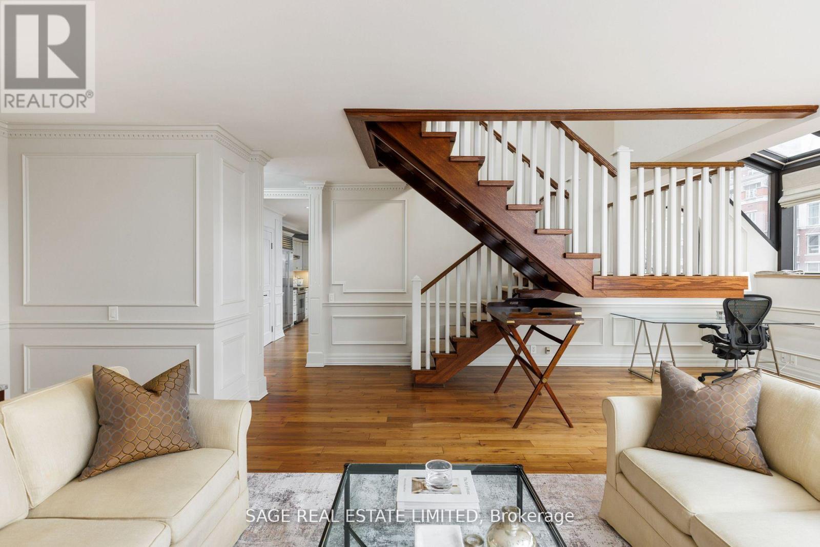 605 - 55a Avenue Road, Toronto, Ontario  M5R 3L2 - Photo 3 - C12776708