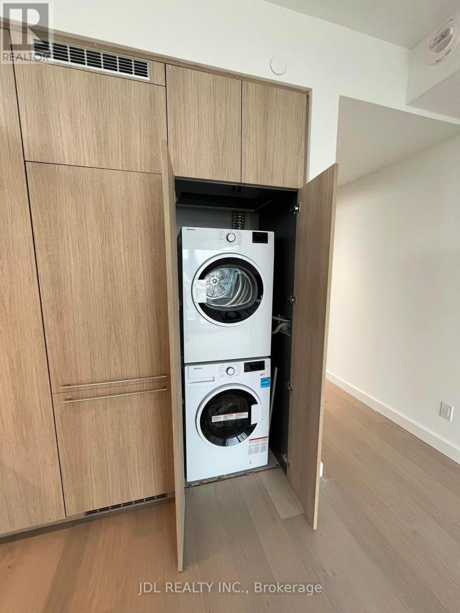 1707 - 81 Wellesley Street E, Toronto, Ontario  M4Y 0C5 - Photo 17 - C12776730