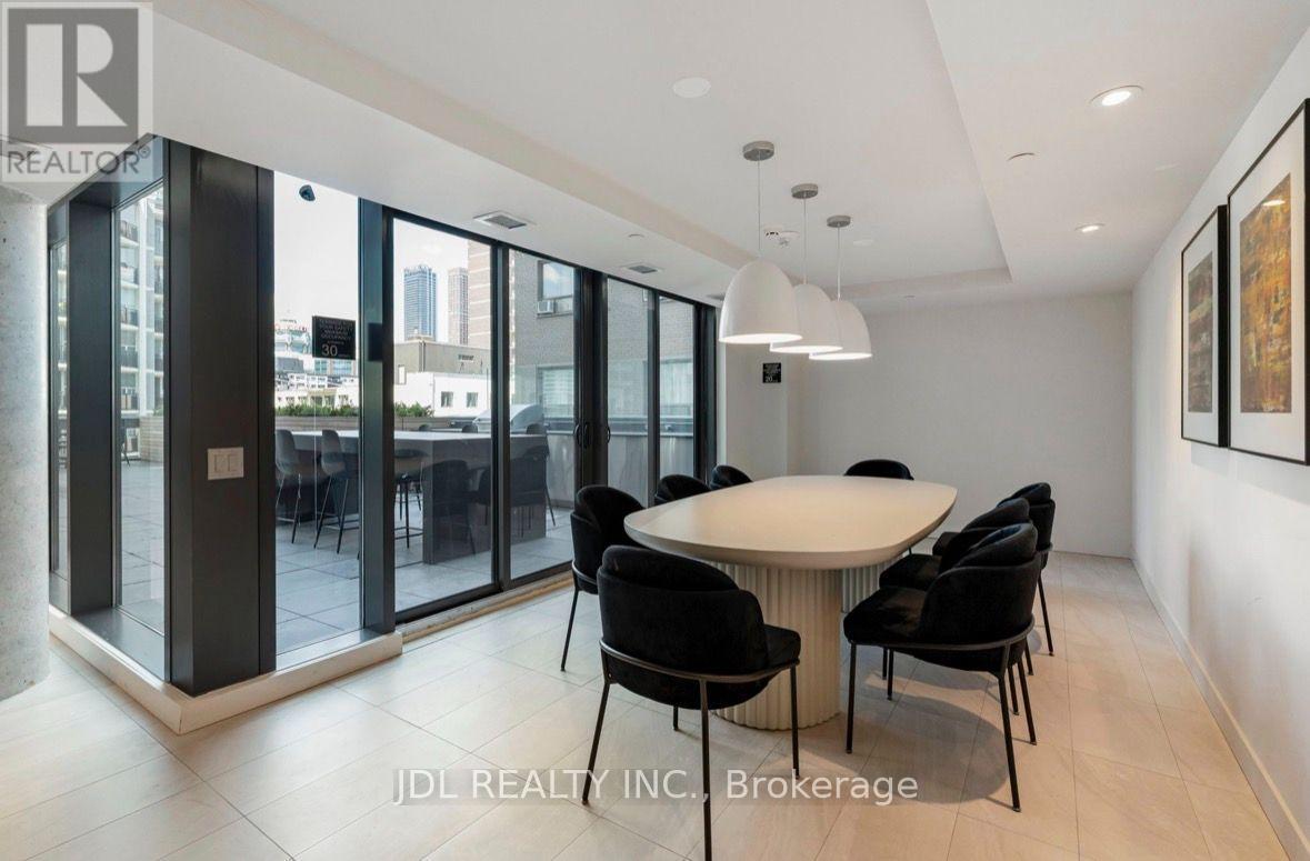 1707 - 81 Wellesley Street E, Toronto, Ontario  M4Y 0C5 - Photo 24 - C12776730