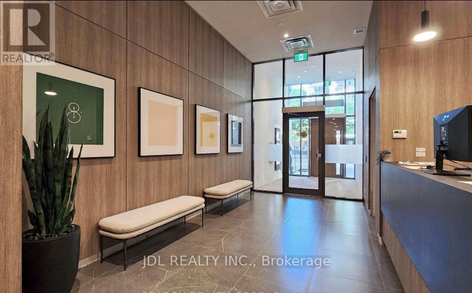 1707 - 81 Wellesley Street E, Toronto, Ontario  M4Y 0C5 - Photo 3 - C12776730