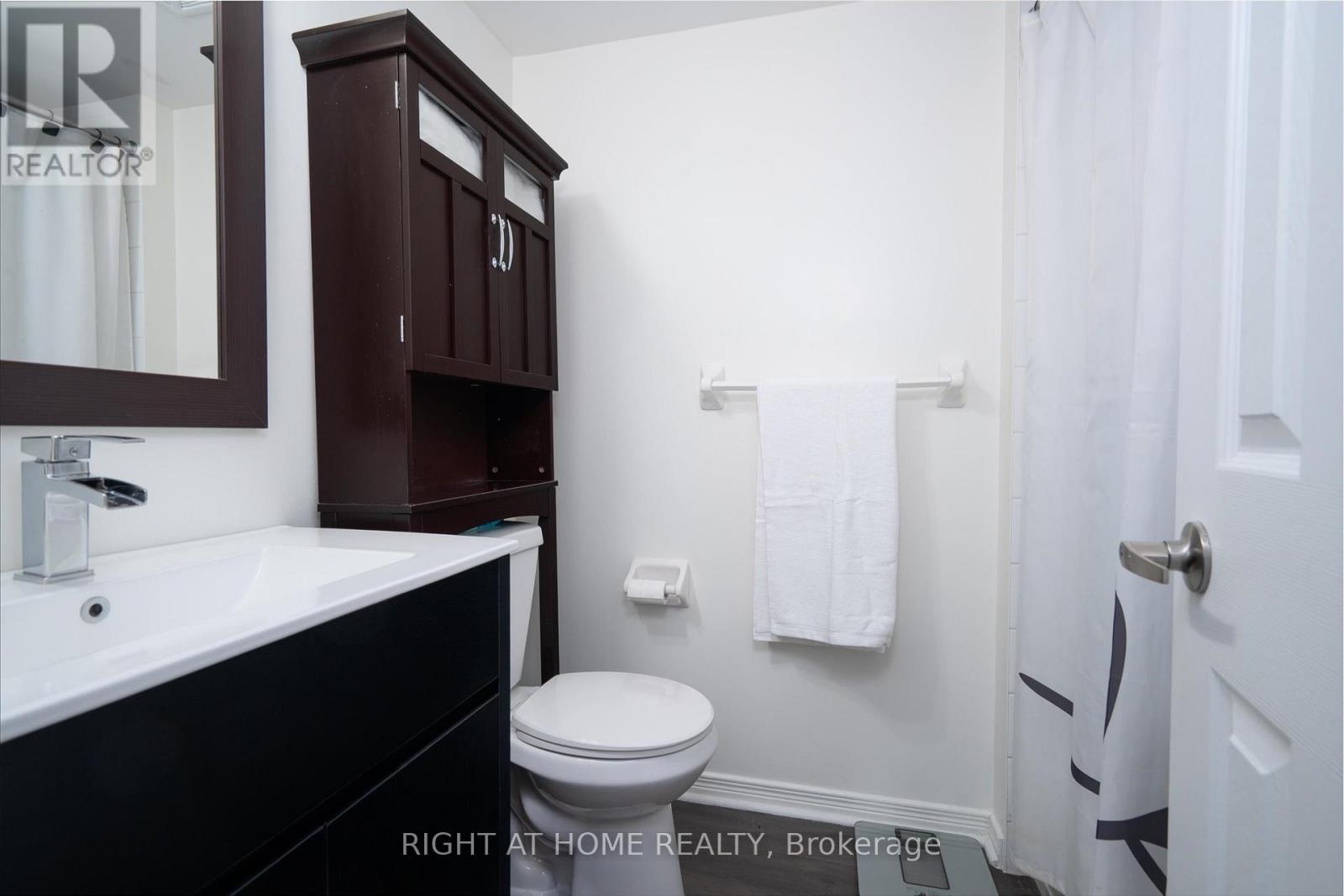 112 - 1 Ruttan Street, Toronto, Ontario  M6P 0A1 - Photo 17 - C12776804