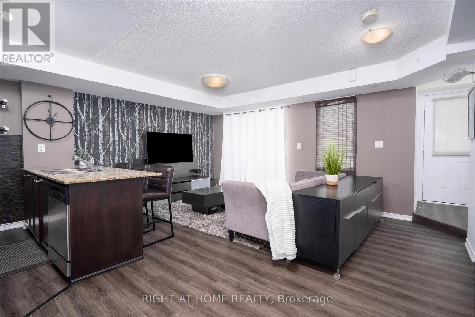 112 - 1 Ruttan Street, Toronto, Ontario  M6P 0A1 - Photo 7 - C12776804