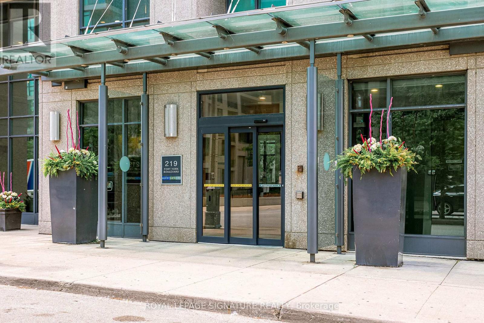 911 - 219 Fort York Boulevard, Toronto, Ontario  M5V 1B1 - Photo 27 - C12776892