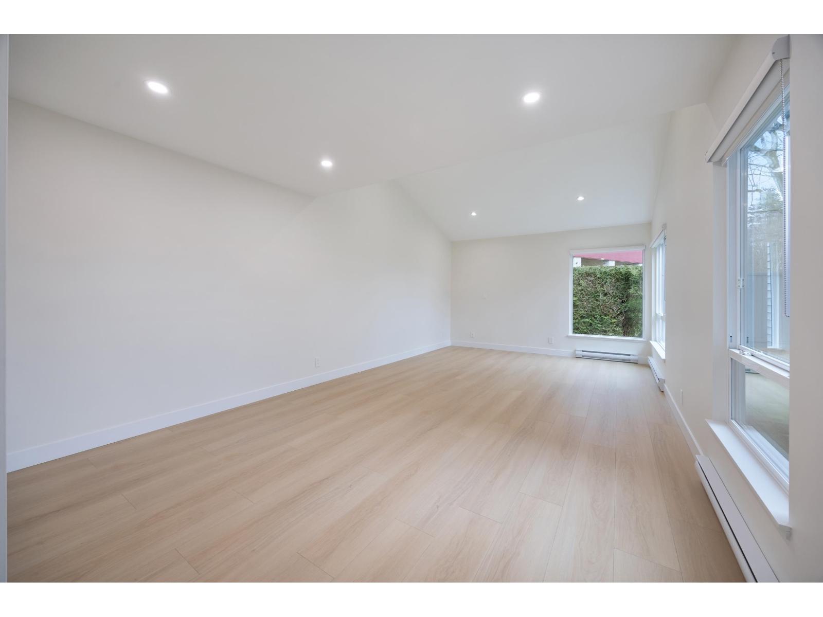 6174 W Greenside Drive, Surrey, British Columbia  V3S 5M8 - Photo 6 - R3088581