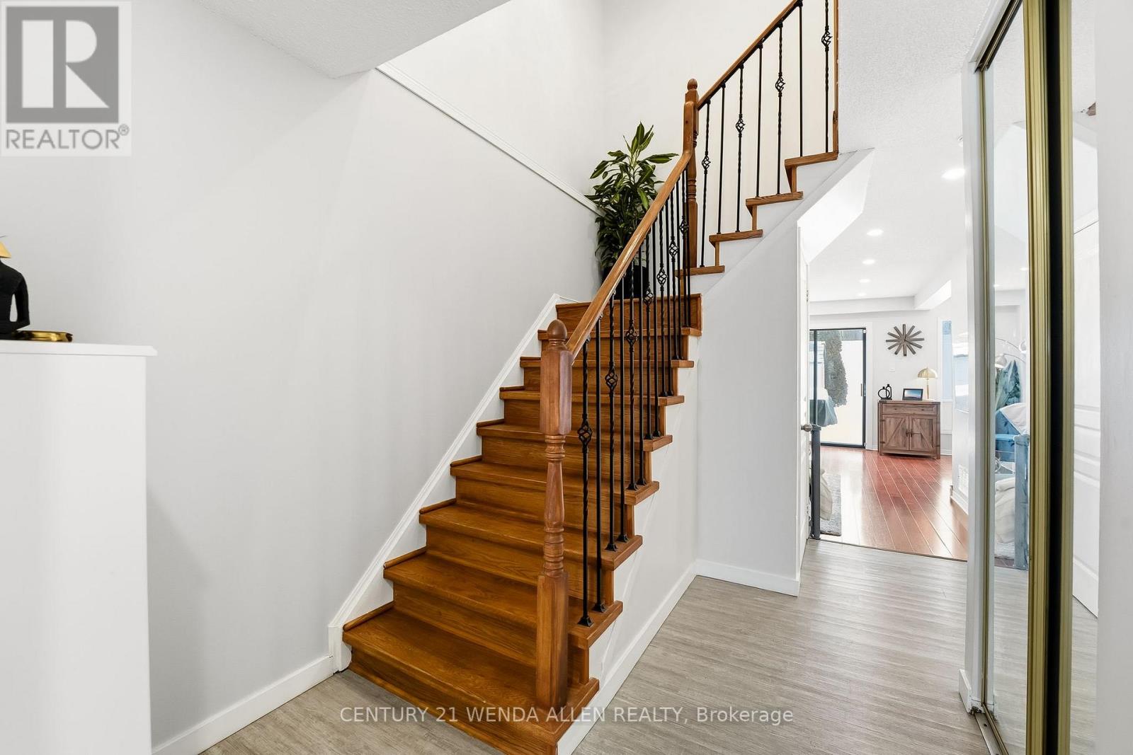 1230 Delmark Court, Oshawa, Ontario  L1H 8K6 - Photo 23 - E12776744