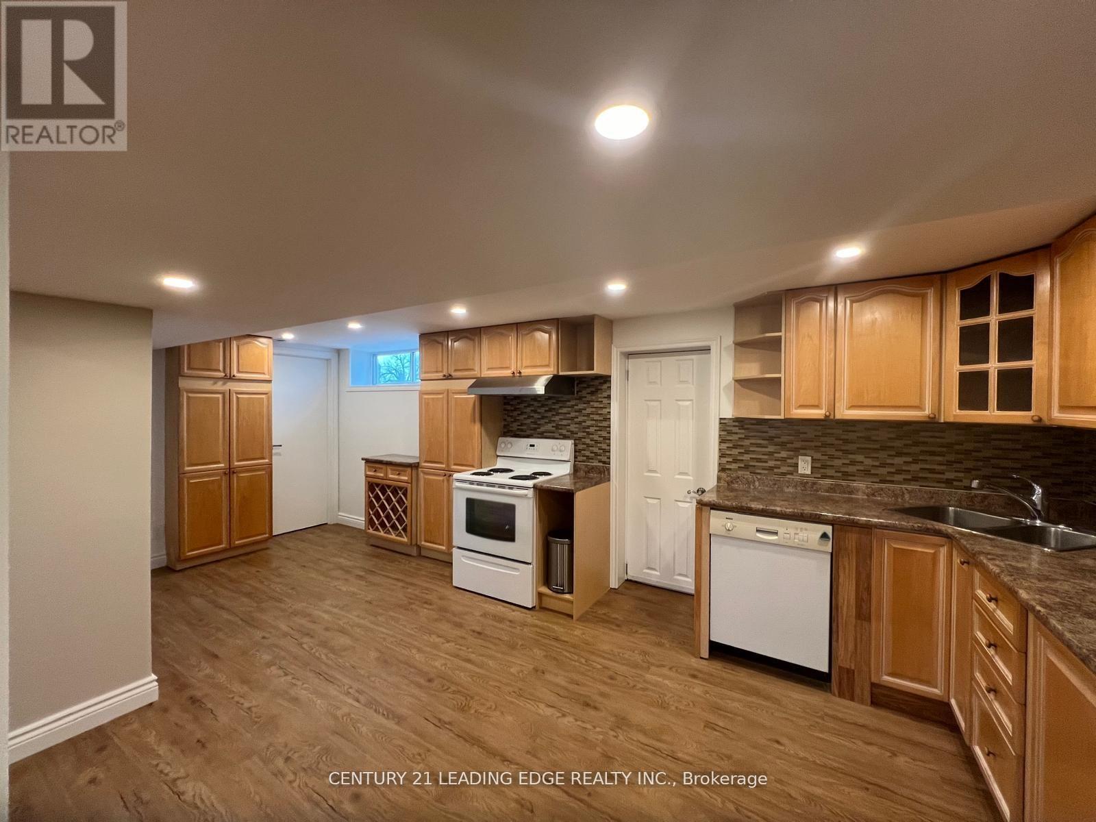 Bsmt - 334 Jasper Avenue, Oshawa (Lakeview), Ontario  L1J 1L5 - Photo 5 - E12776866