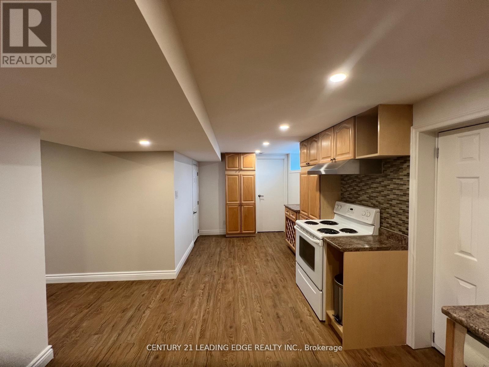 Bsmt - 334 Jasper Avenue, Oshawa (Lakeview), Ontario  L1J 1L5 - Photo 8 - E12776866