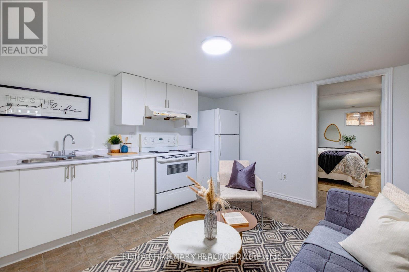 533 Victoria Pk Avenue, Toronto, Ontario  M4C 5H2 - Photo 4 - E12776894