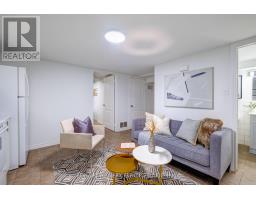 533 VICTORIA PK AVENUE, Toronto, Ontario