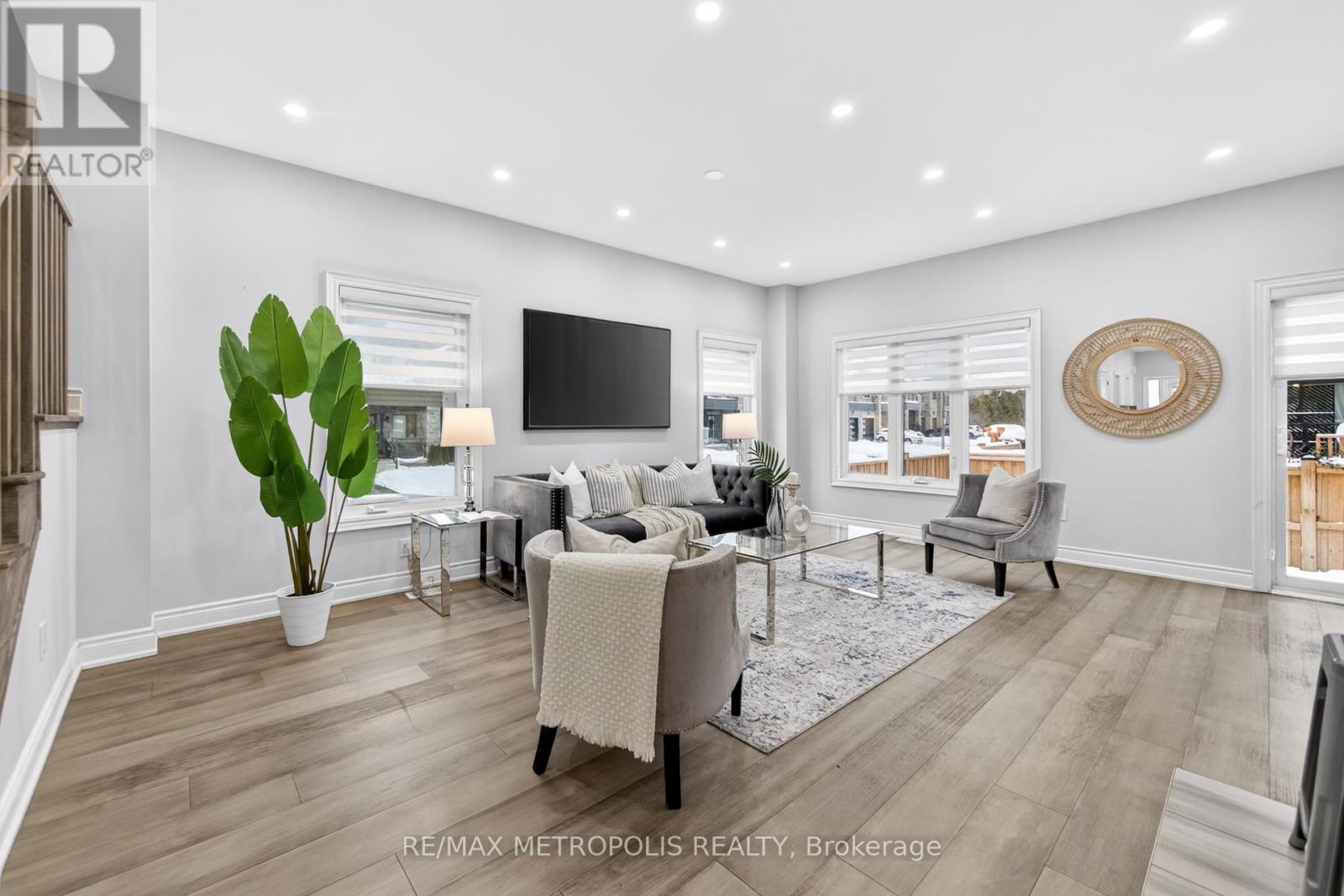 32 Ballinger Way, Uxbridge, Ontario  L9P 0R6 - Photo 10 - N12776688