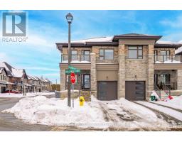 32 BALLINGER WAY, Uxbridge, Ontario