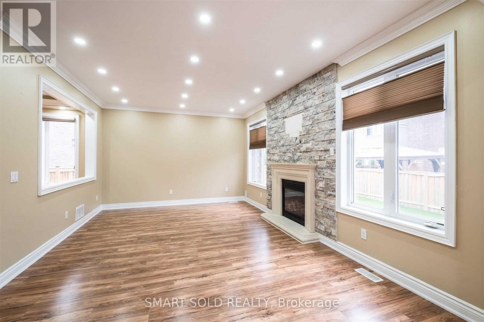 Upper - 49 Garyscholl Road, Vaughan, Ontario  L4H 3R4 - Photo 9 - N12776718