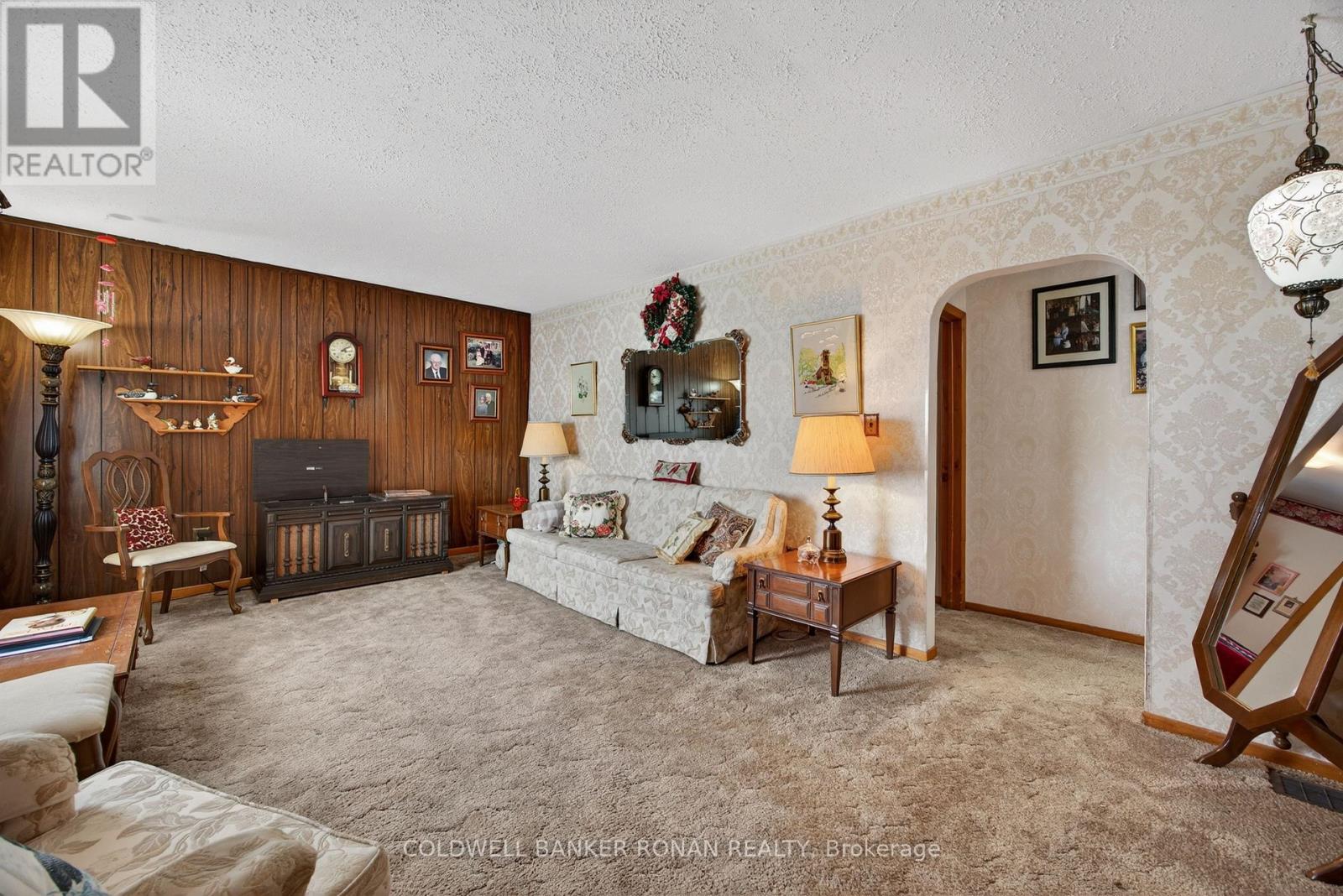 4532 Adjala-Tecumseth Townline, Adjala-Tosorontio, Ontario  L9R 1V4 - Photo 5 - N12776754