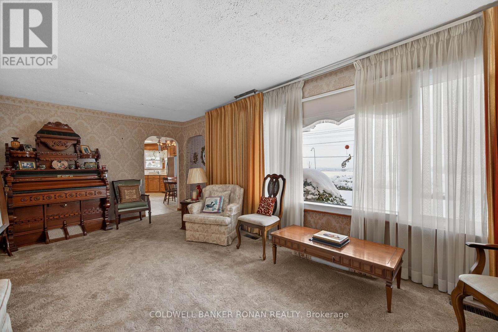 4532 Adjala-Tecumseth Townline, Adjala-Tosorontio, Ontario  L9R 1V4 - Photo 6 - N12776754