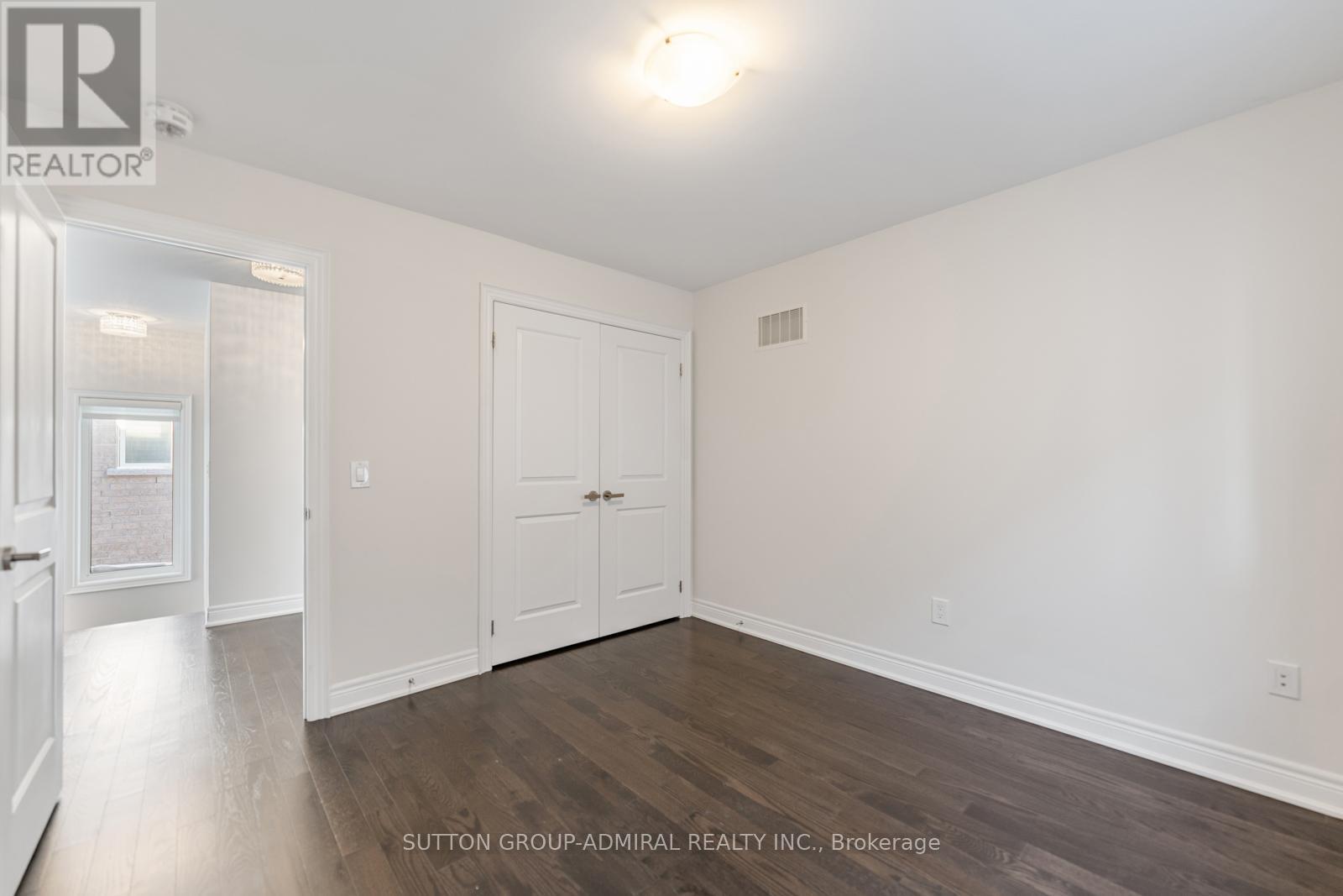 124 Mondial Crescent, East Gwillimbury, Ontario  L9N 0S2 - Photo 30 - N12776776