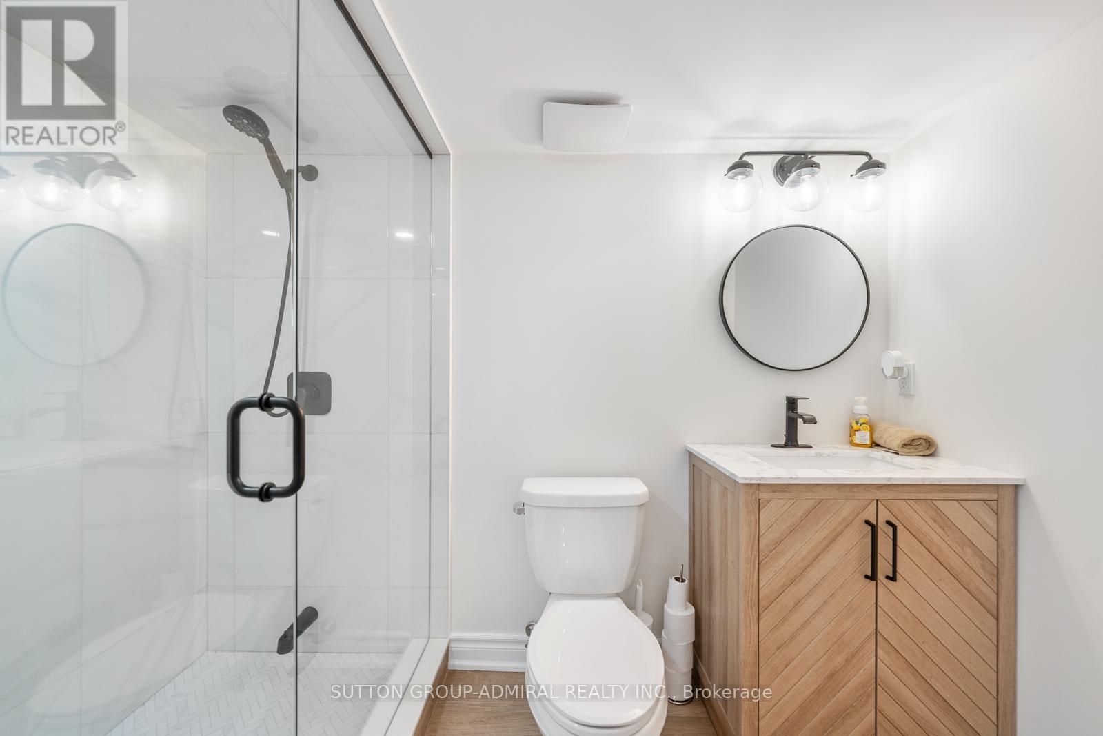 124 Mondial Crescent, East Gwillimbury, Ontario  L9N 0S2 - Photo 36 - N12776776