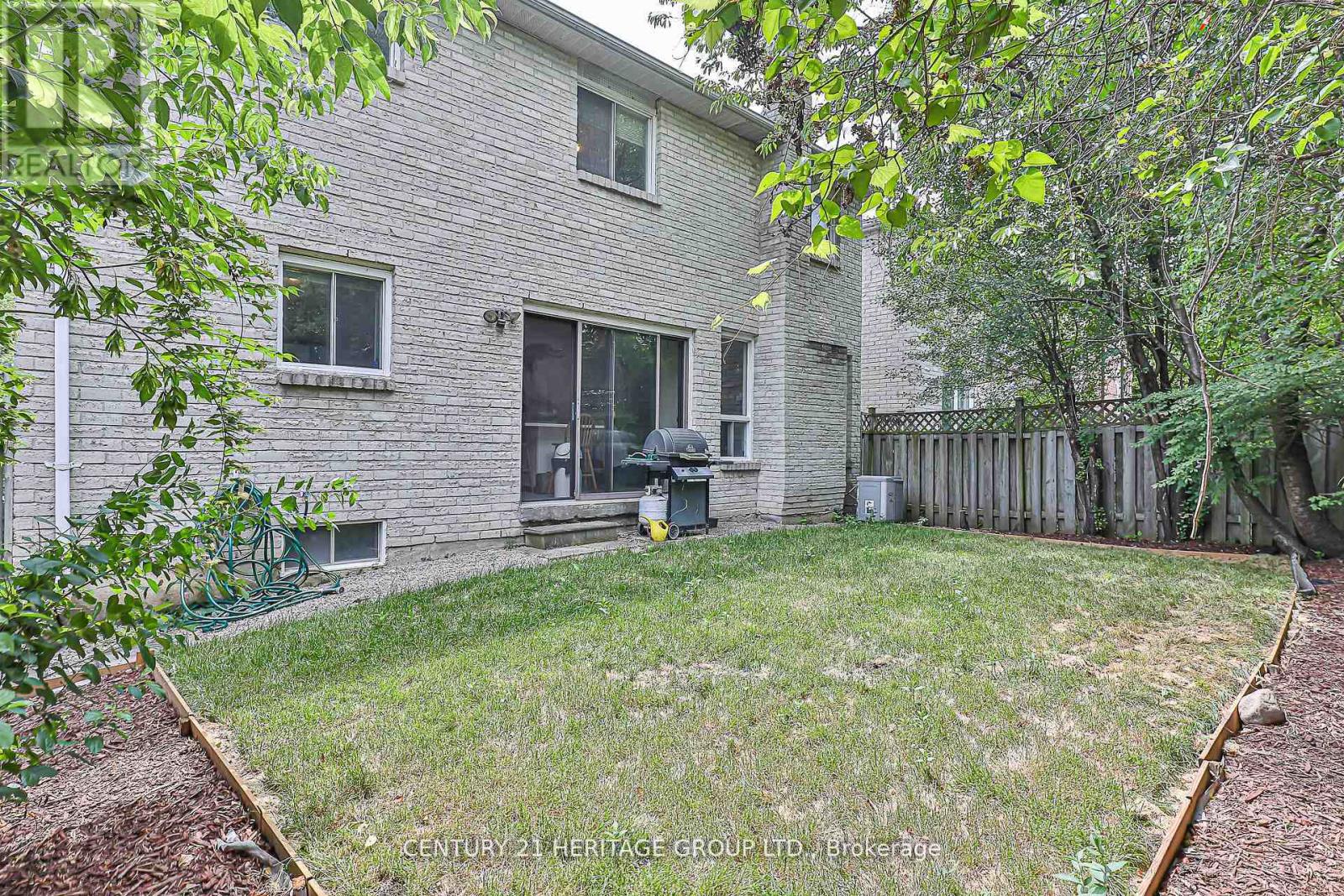 261 Badessa Circle, Vaughan, Ontario  L4J 6C5 - Photo 22 - N12776806