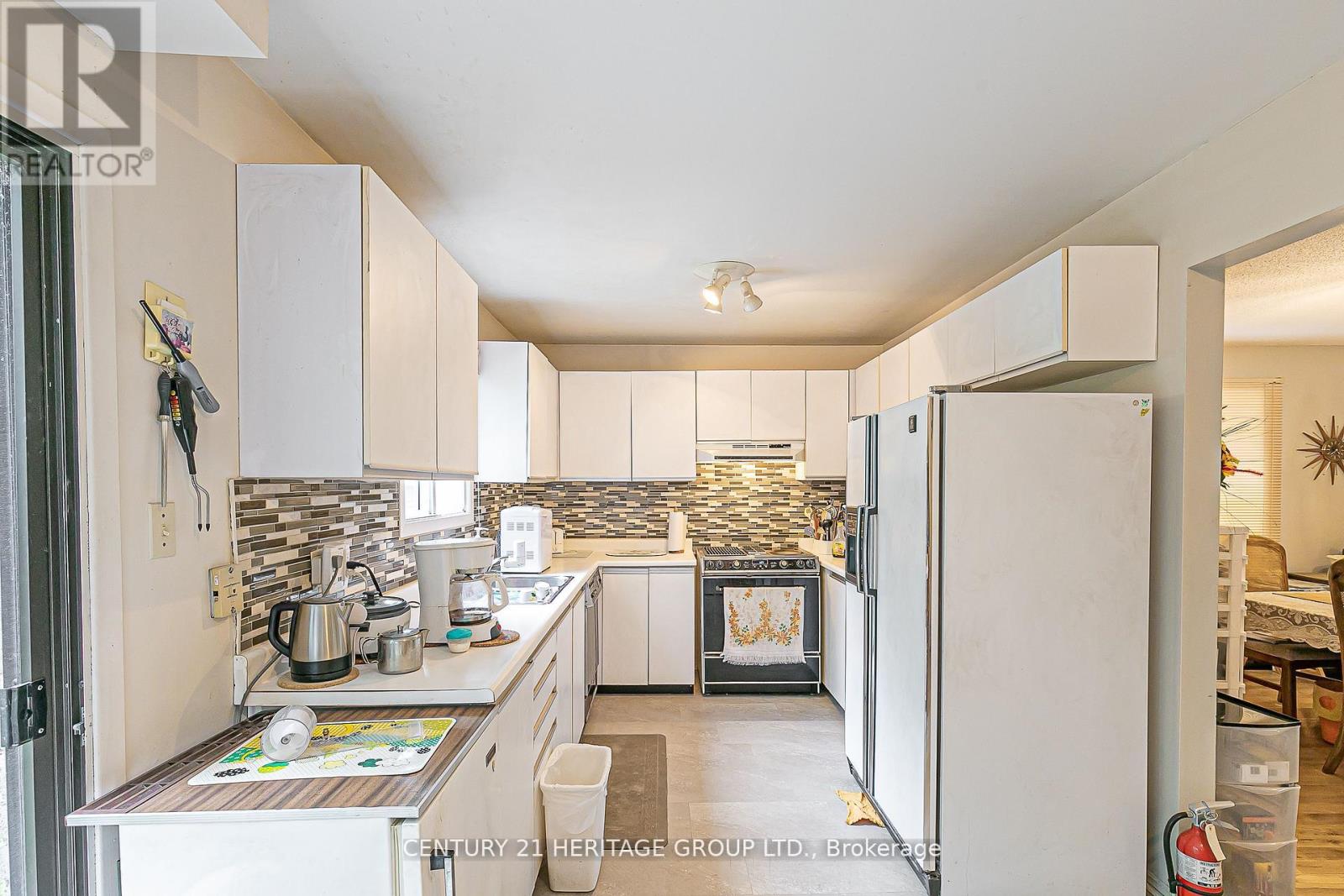 261 Badessa Circle, Vaughan, Ontario  L4J 6C5 - Photo 7 - N12776806