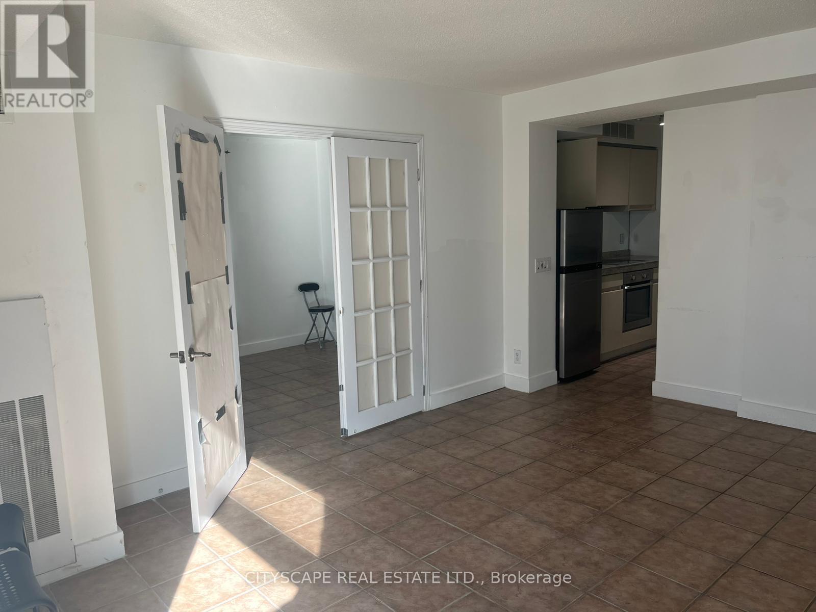 2005 - 50 Lombard Street, Toronto, Ontario  M5C 2X4 - Photo 23 - C12732160