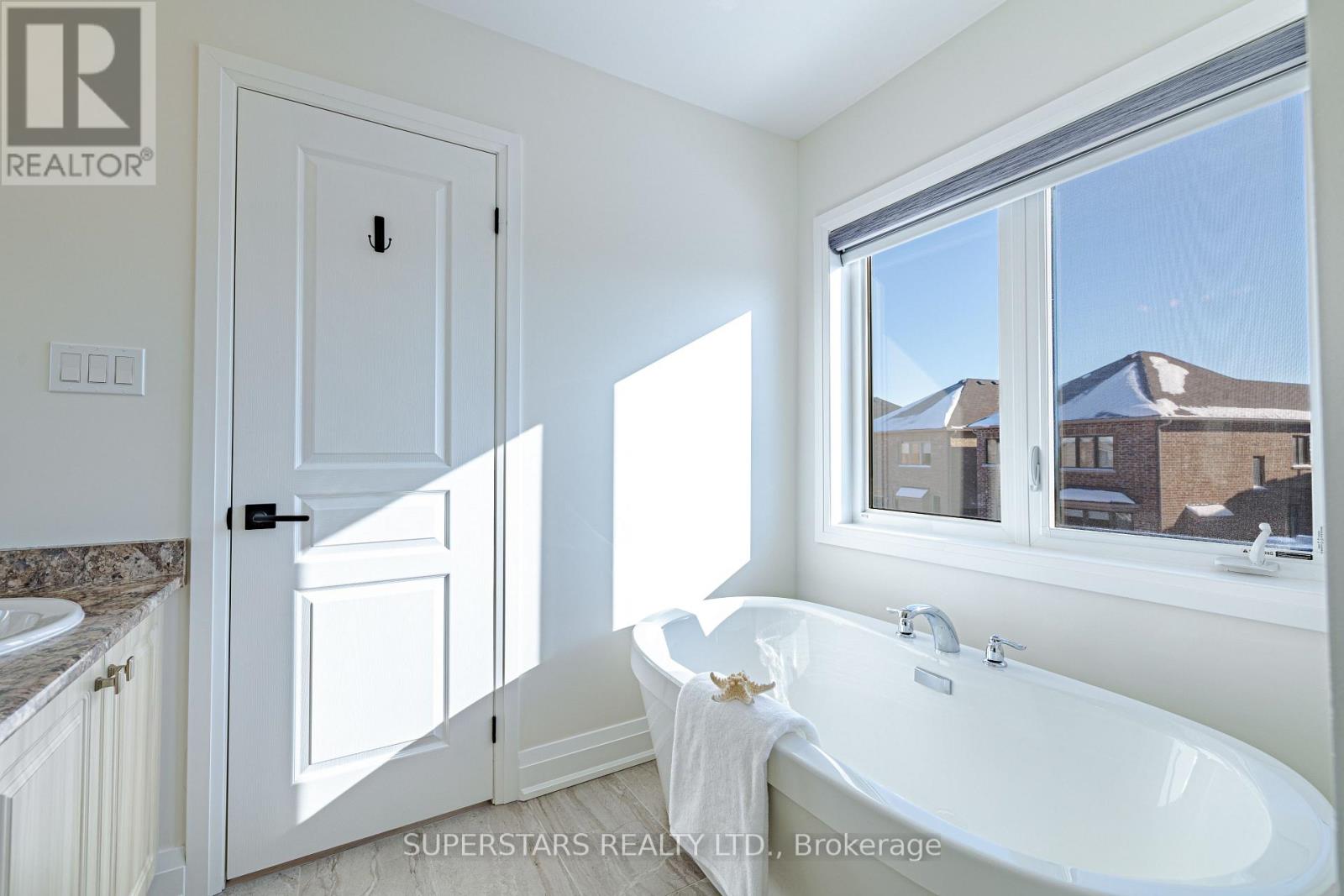 288 Baker Hill Boulevard, Whitchurch-Stouffville, Ontario  L4A 4P8 - Photo 34 - N12770296