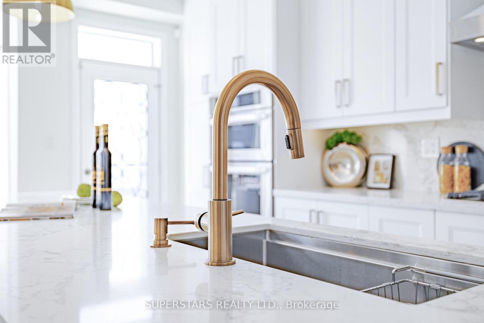 288 Baker Hill Boulevard, Whitchurch-Stouffville, Ontario  L4A 4P8 - Photo 20 - N12770296