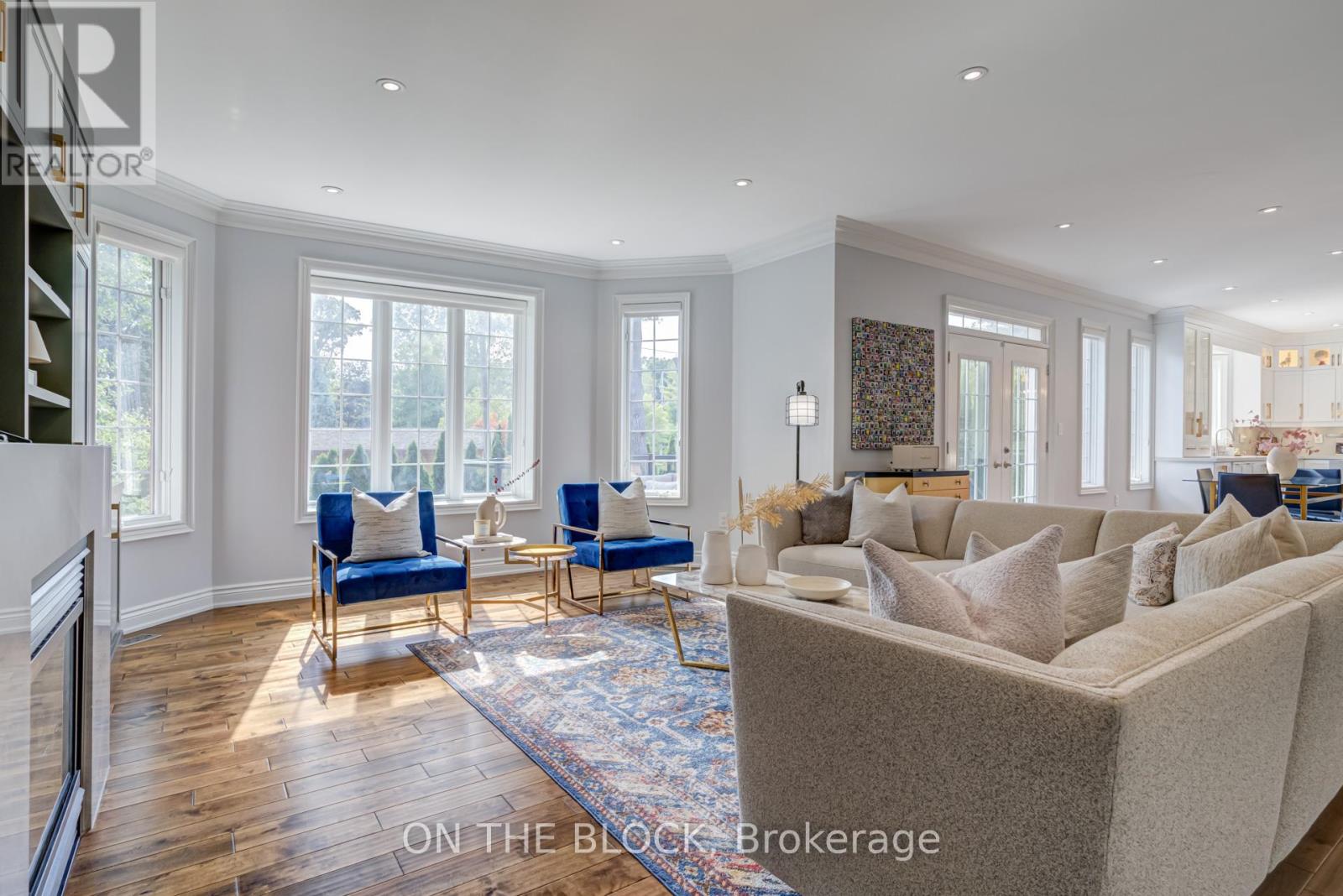 2212 Oneida Court, Mississauga, Ontario  L5C 4G5 - Photo 13 - W12776728