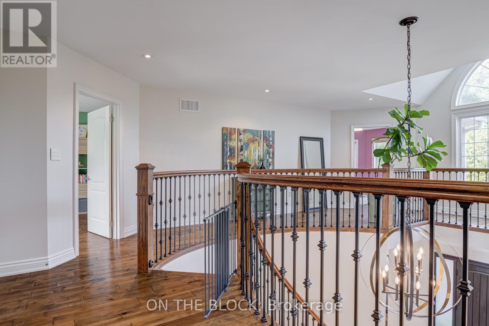 2212 Oneida Court, Mississauga, Ontario  L5C 4G5 - Photo 22 - W12776728