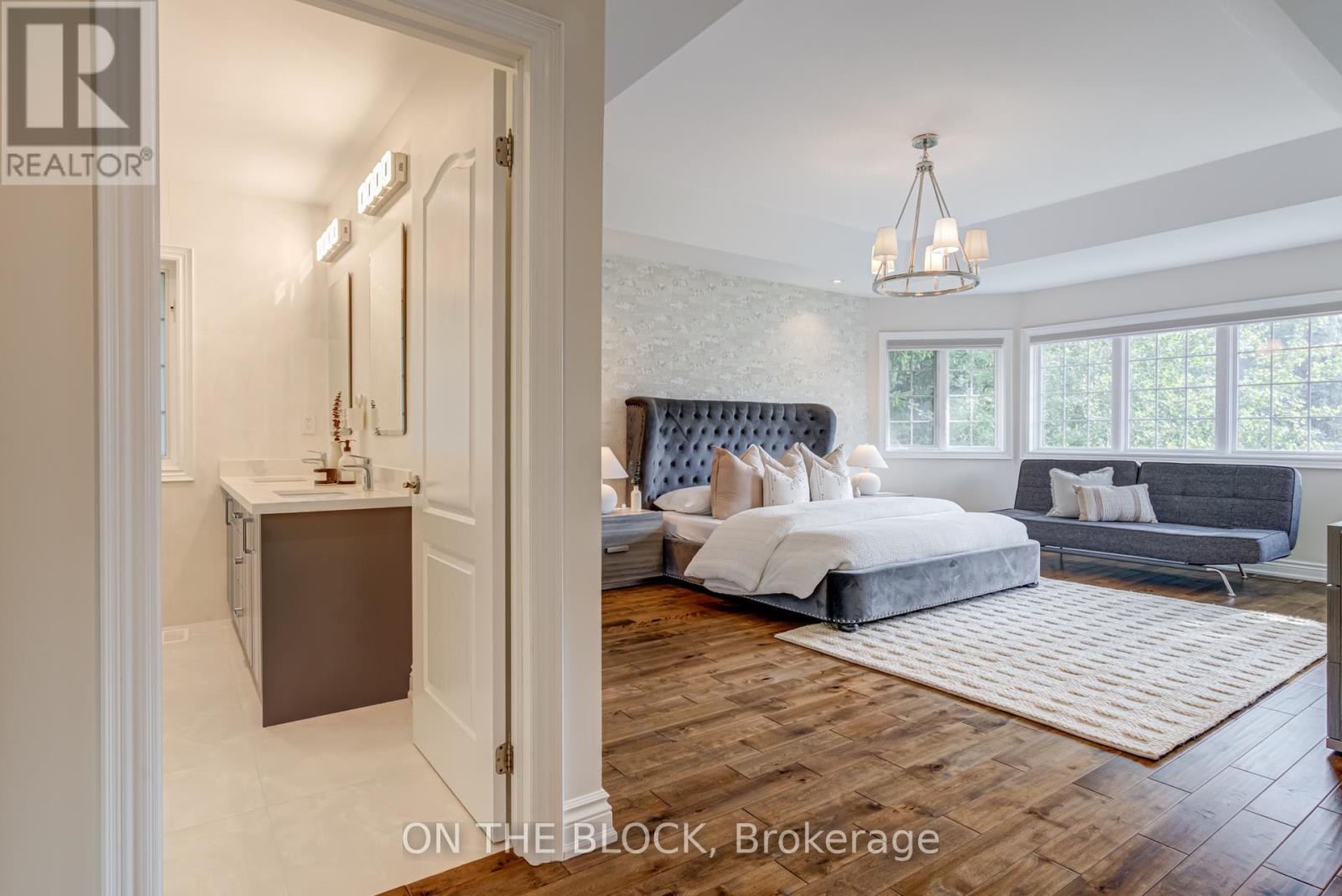 2212 Oneida Court, Mississauga, Ontario  L5C 4G5 - Photo 23 - W12776728