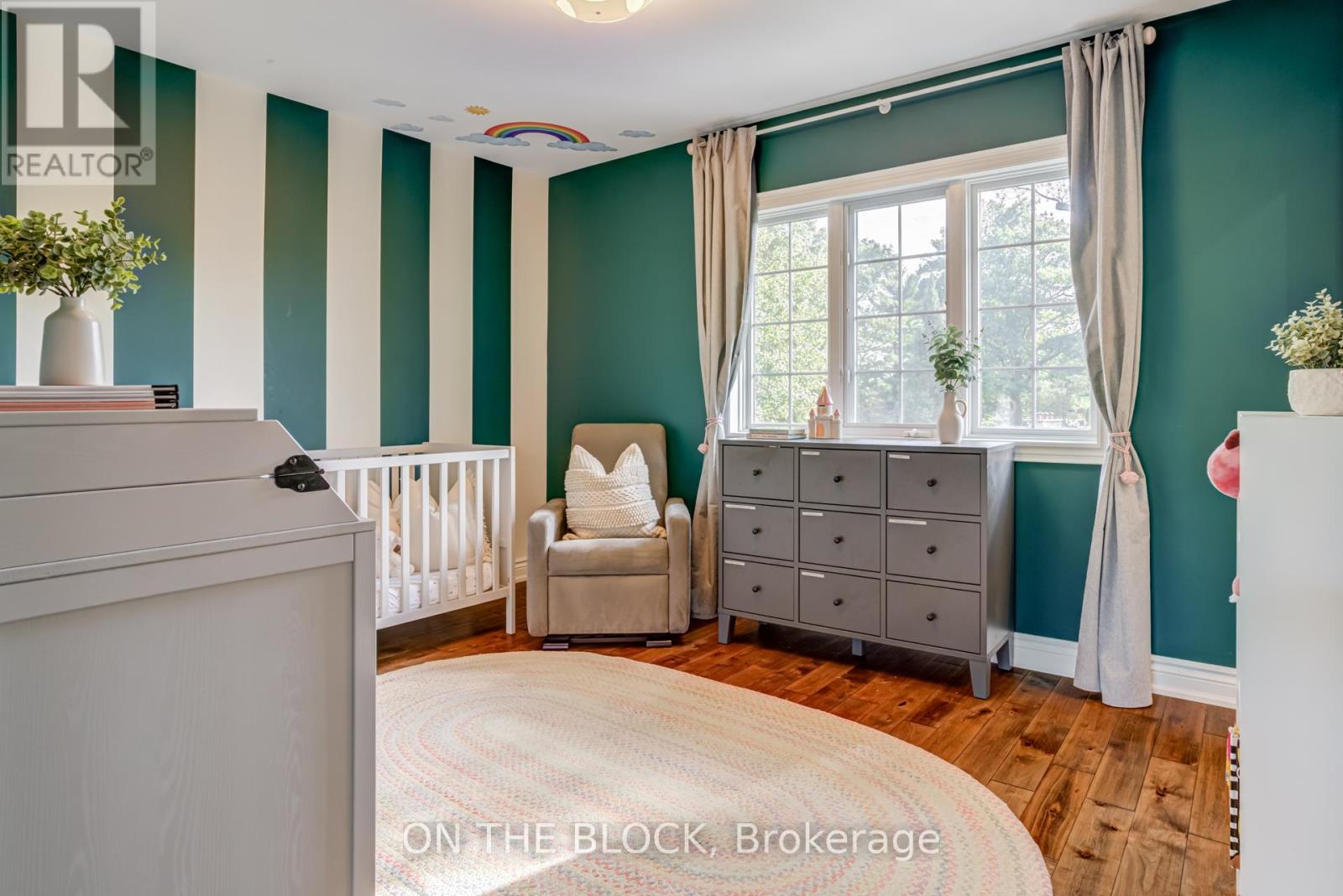 2212 Oneida Court, Mississauga, Ontario  L5C 4G5 - Photo 32 - W12776728