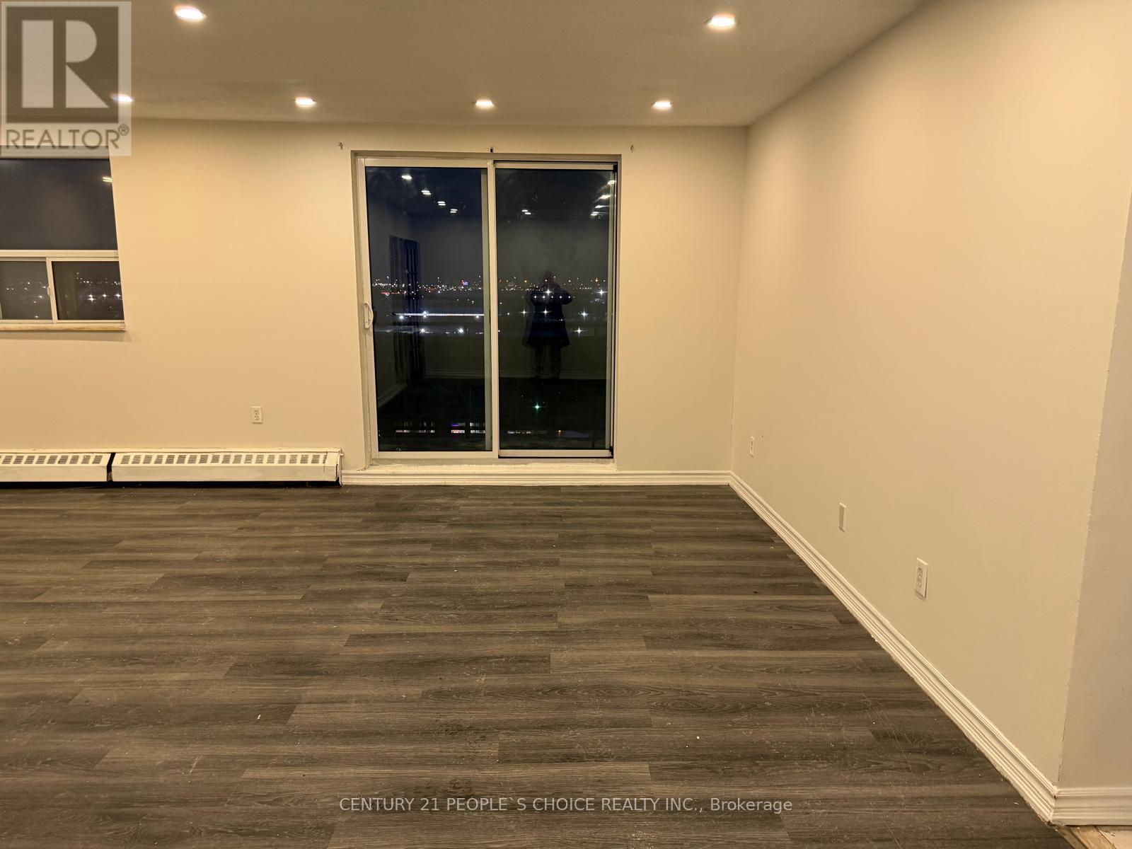 905 - 3533 Derry Road E, Mississauga, Ontario  L4T 1B1 - Photo 17 - W12776762