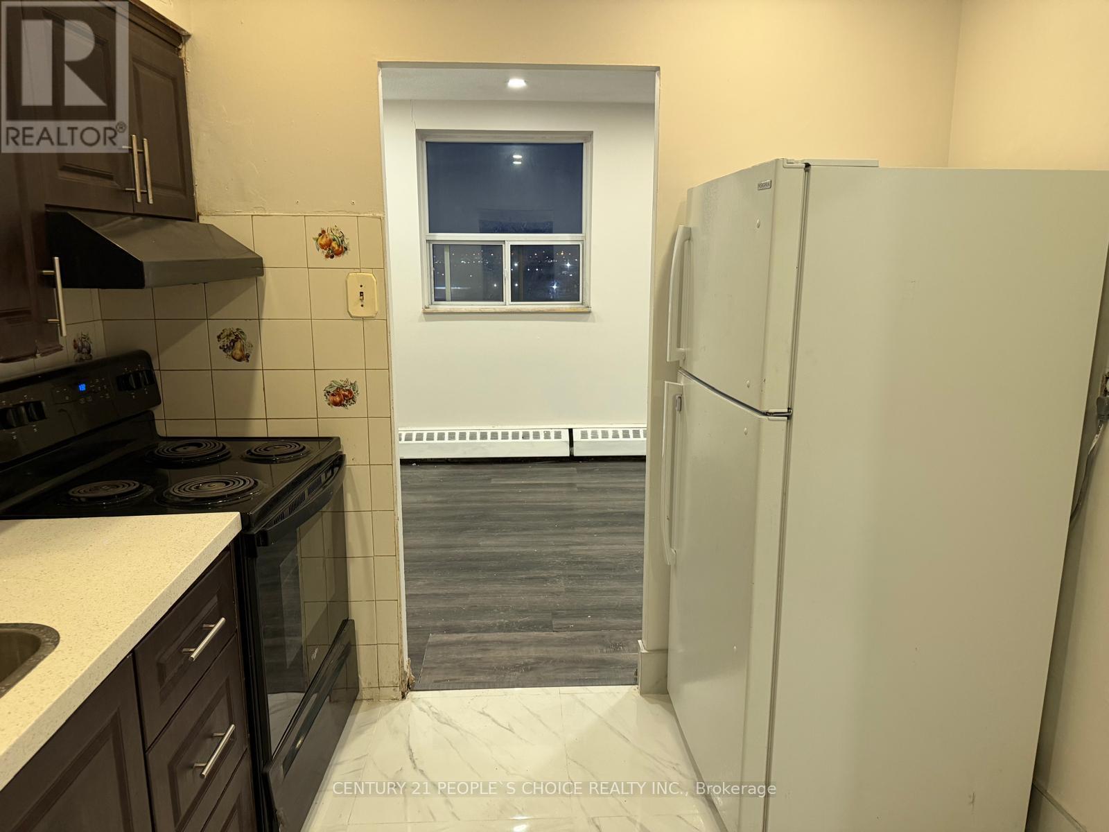 905 - 3533 Derry Road E, Mississauga, Ontario  L4T 1B1 - Photo 9 - W12776762