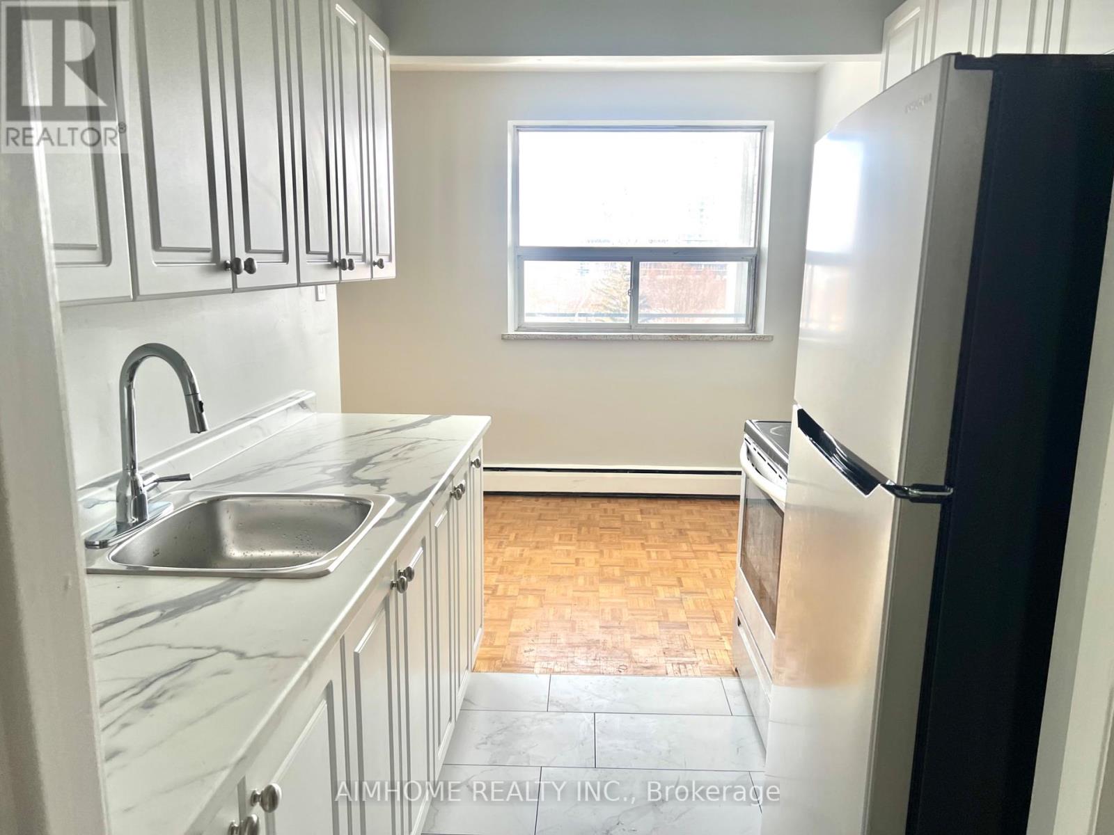 801 - 2095 Prospect Street, Burlington, Ontario  L7R 1Z5 - Photo 6 - W12776796