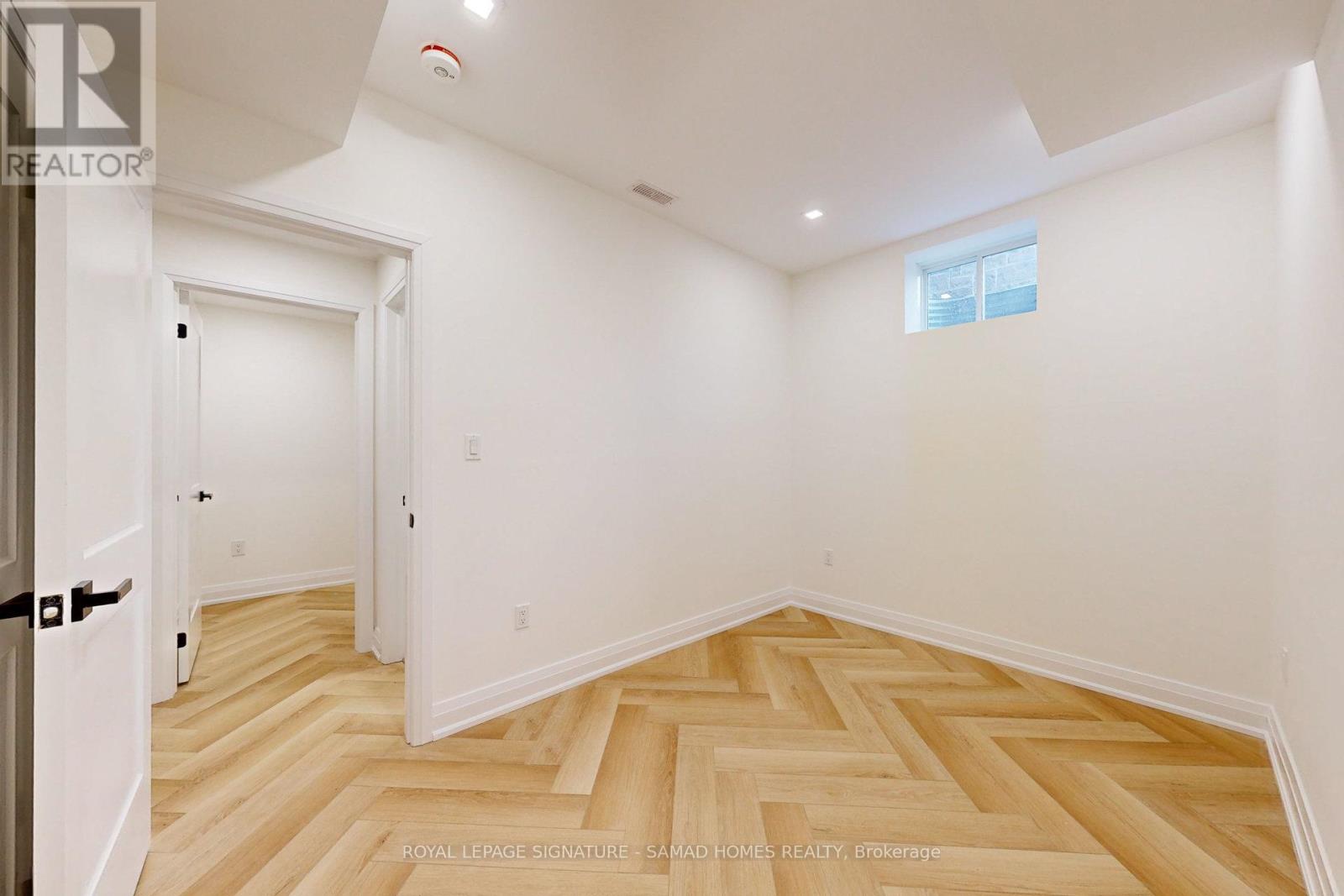 Bsmt - 3028 William Cutmore Boulevard, Oakville, Ontario  L6H 7G1 - Photo 10 - W12776812