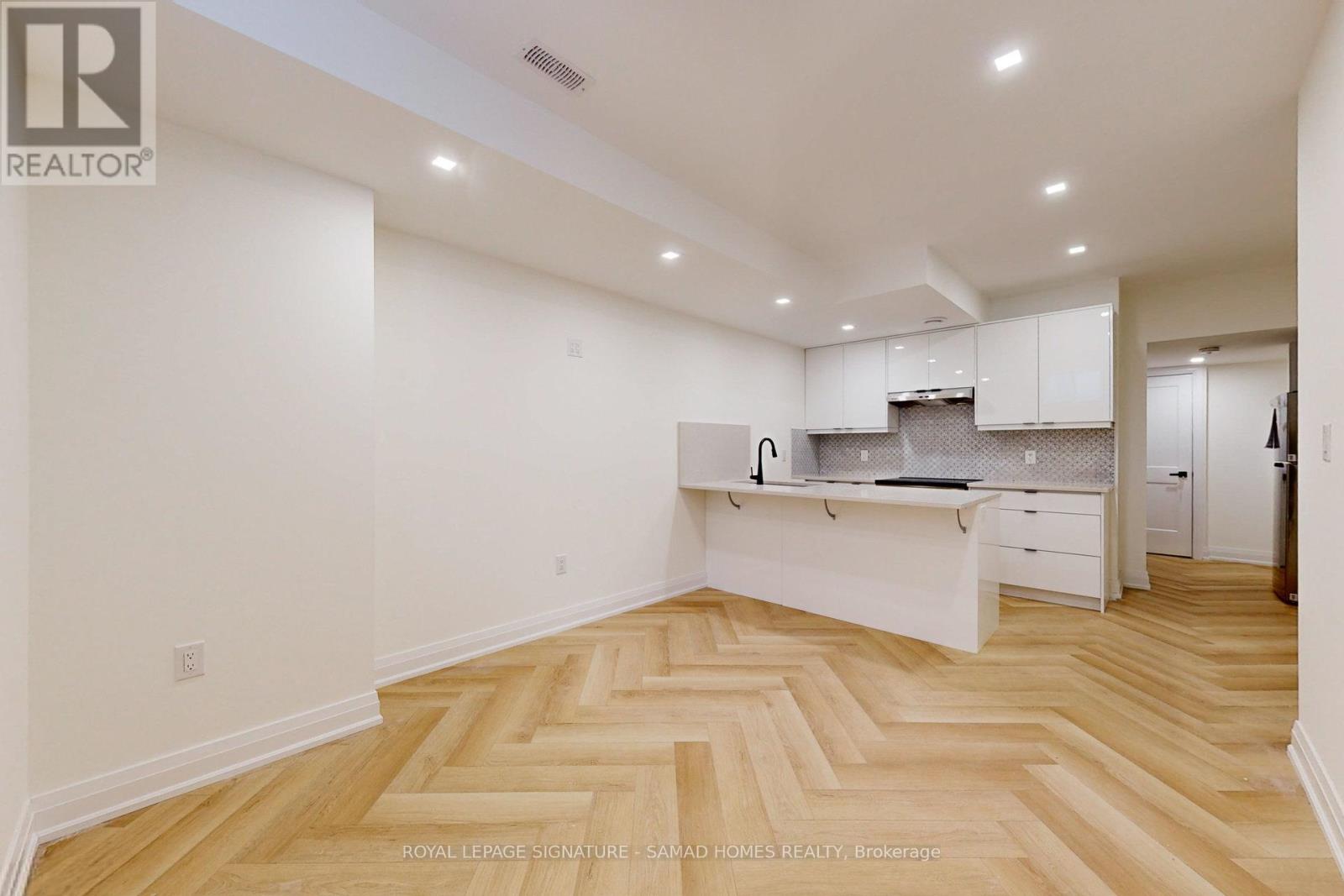 Bsmt - 3028 William Cutmore Boulevard, Oakville, Ontario  L6H 7G1 - Photo 6 - W12776812