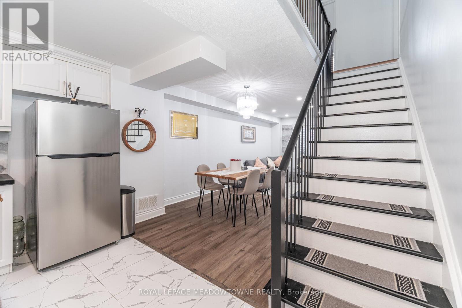 15b - 5865 Dalebrook Crescent, Mississauga, Ontario  L5M 5X1 - Photo 6 - W12776830