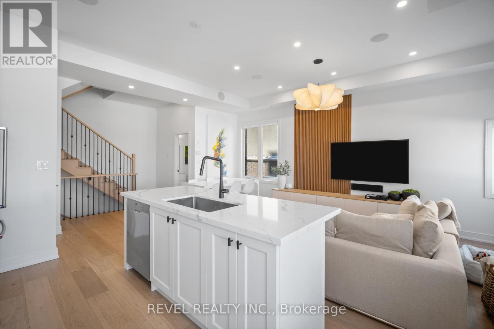 1417 Clarriage Court, Milton, Ontario  L9E 1L6 - Photo 15 - W12776876