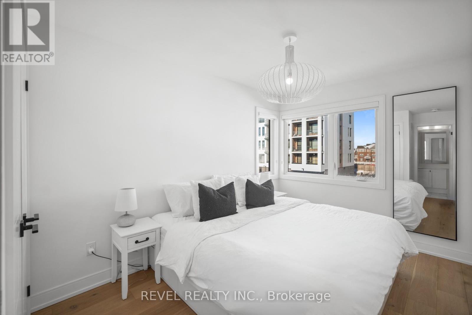 1417 Clarriage Court, Milton, Ontario  L9E 1L6 - Photo 35 - W12776876