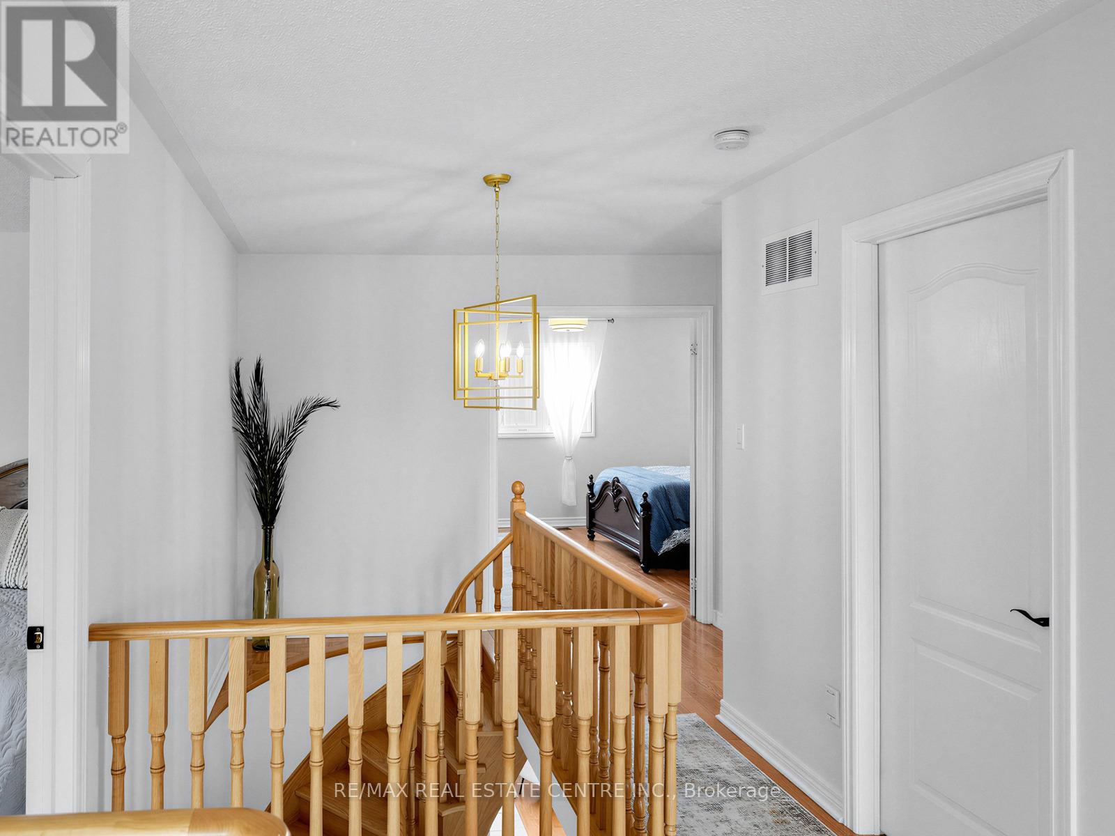 811 Envoy Drive, Mississauga, Ontario  L5W 1H3 - Photo 20 - W12776906