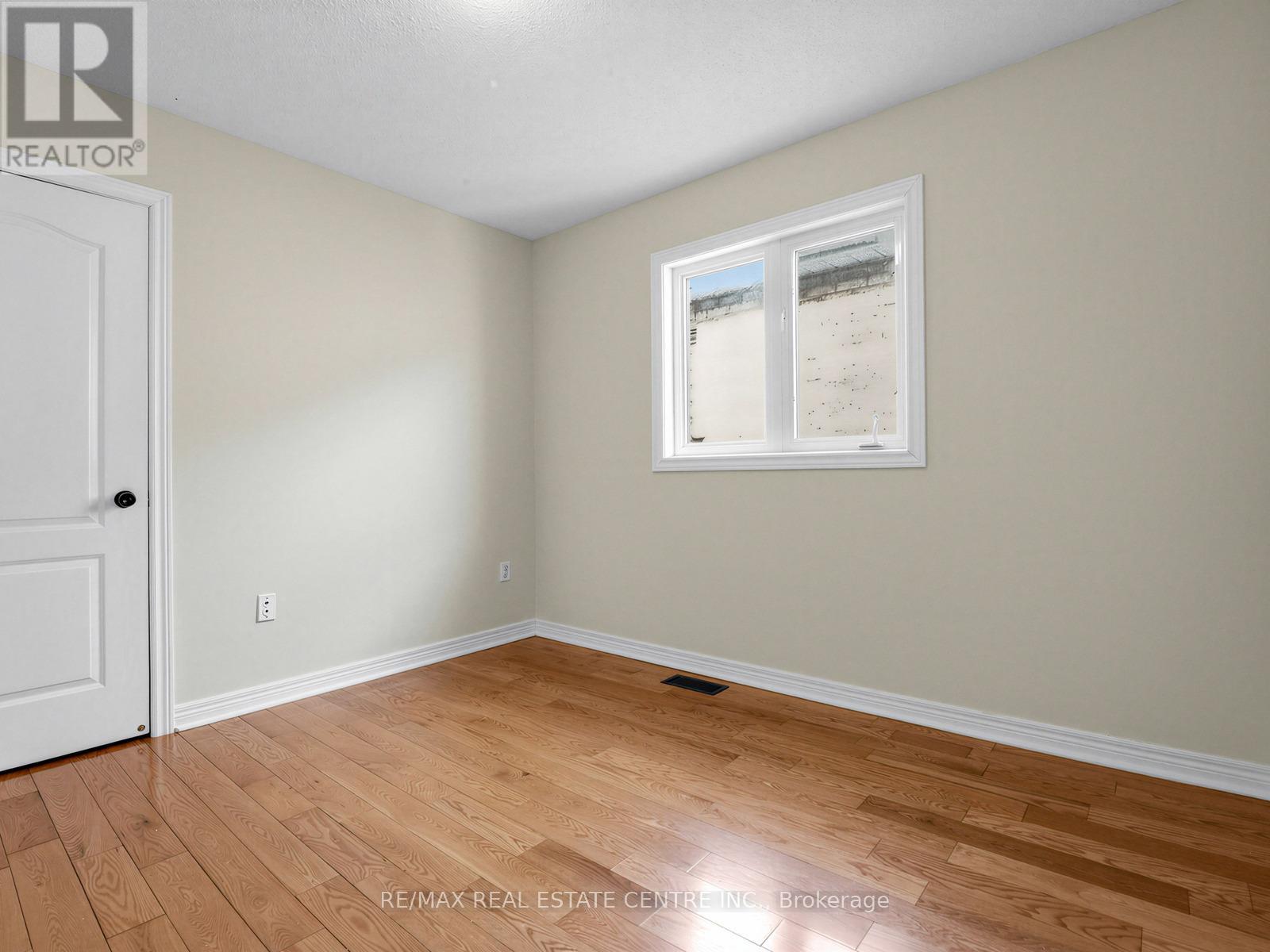 811 Envoy Drive, Mississauga, Ontario  L5W 1H3 - Photo 23 - W12776906