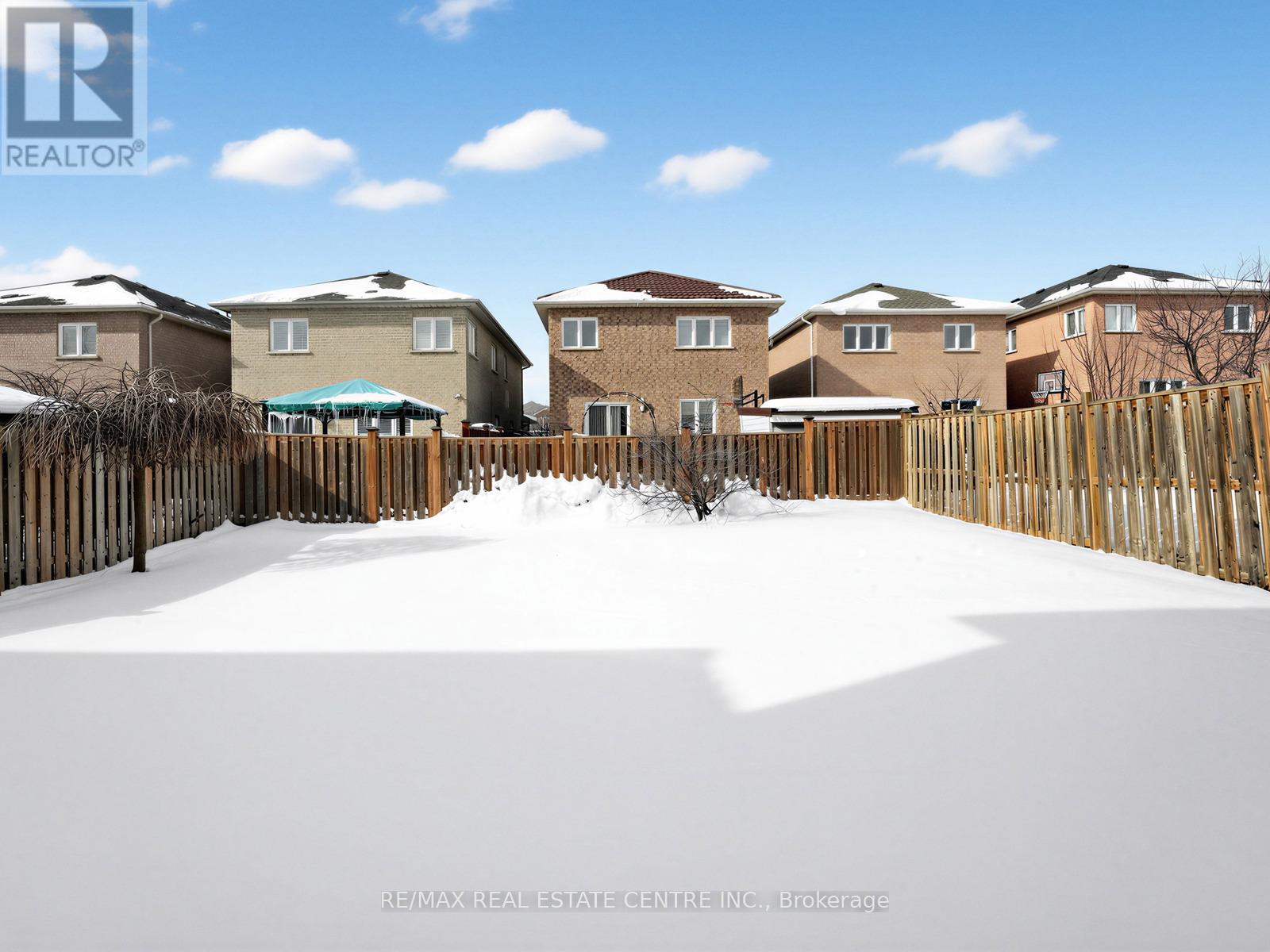 811 Envoy Drive, Mississauga, Ontario  L5W 1H3 - Photo 32 - W12776906