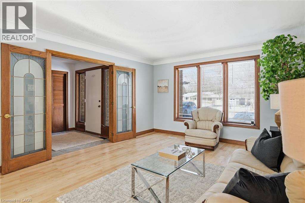 729 Winston Road, Grimsby, Ontario  L3M 4E8 - Photo 16 - 40800406