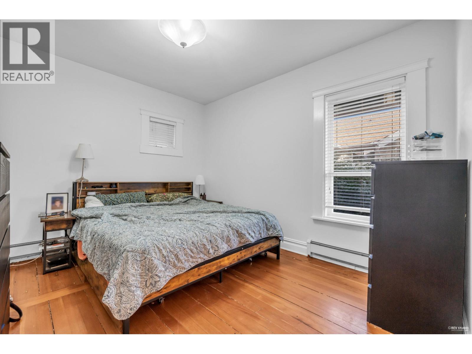 237 Sandringham Avenue, New Westminster, British Columbia  V3L 1Z4 - Photo 7 - R3088444