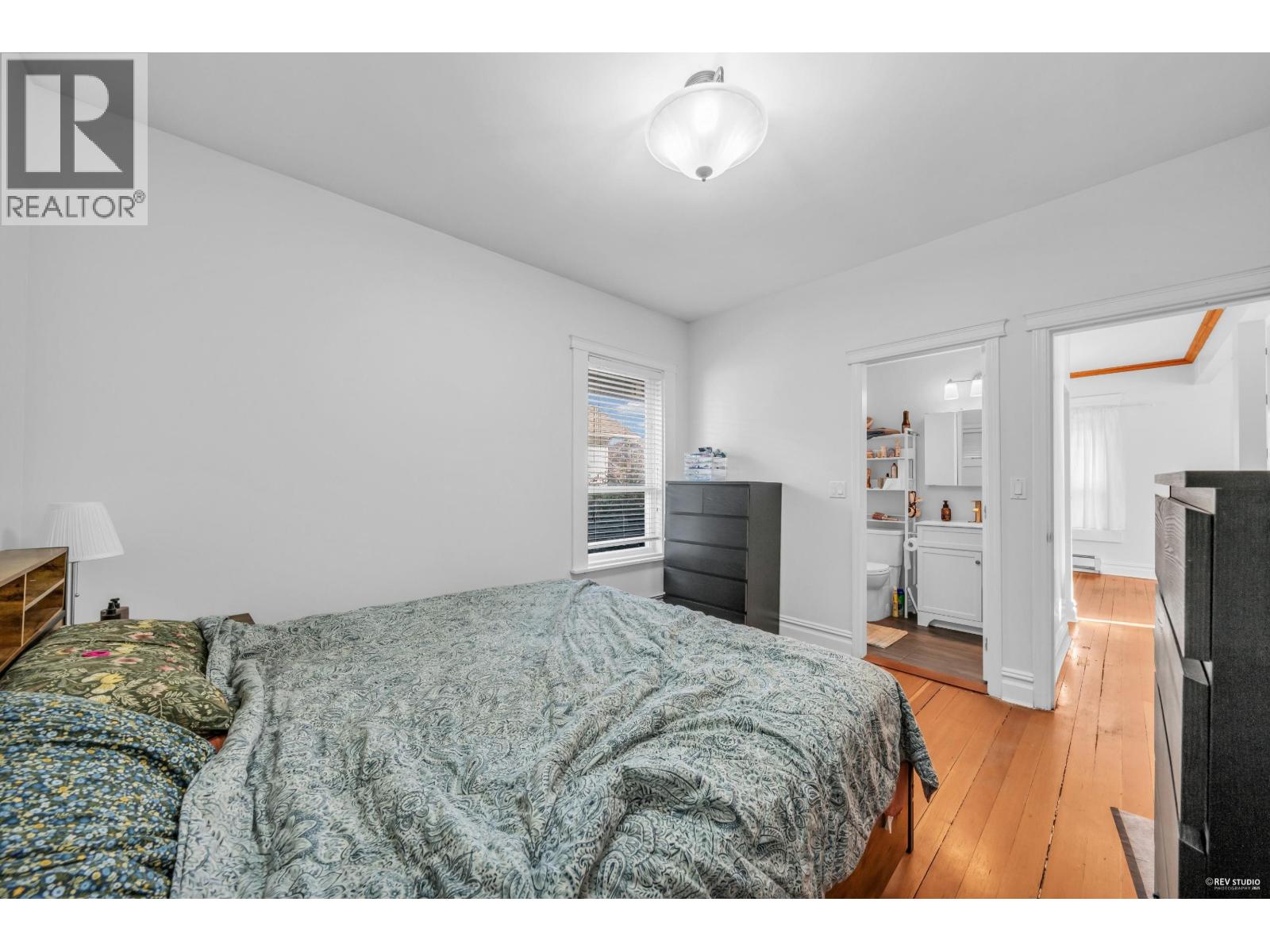 237 Sandringham Avenue, New Westminster, British Columbia  V3L 1Z4 - Photo 8 - R3088444