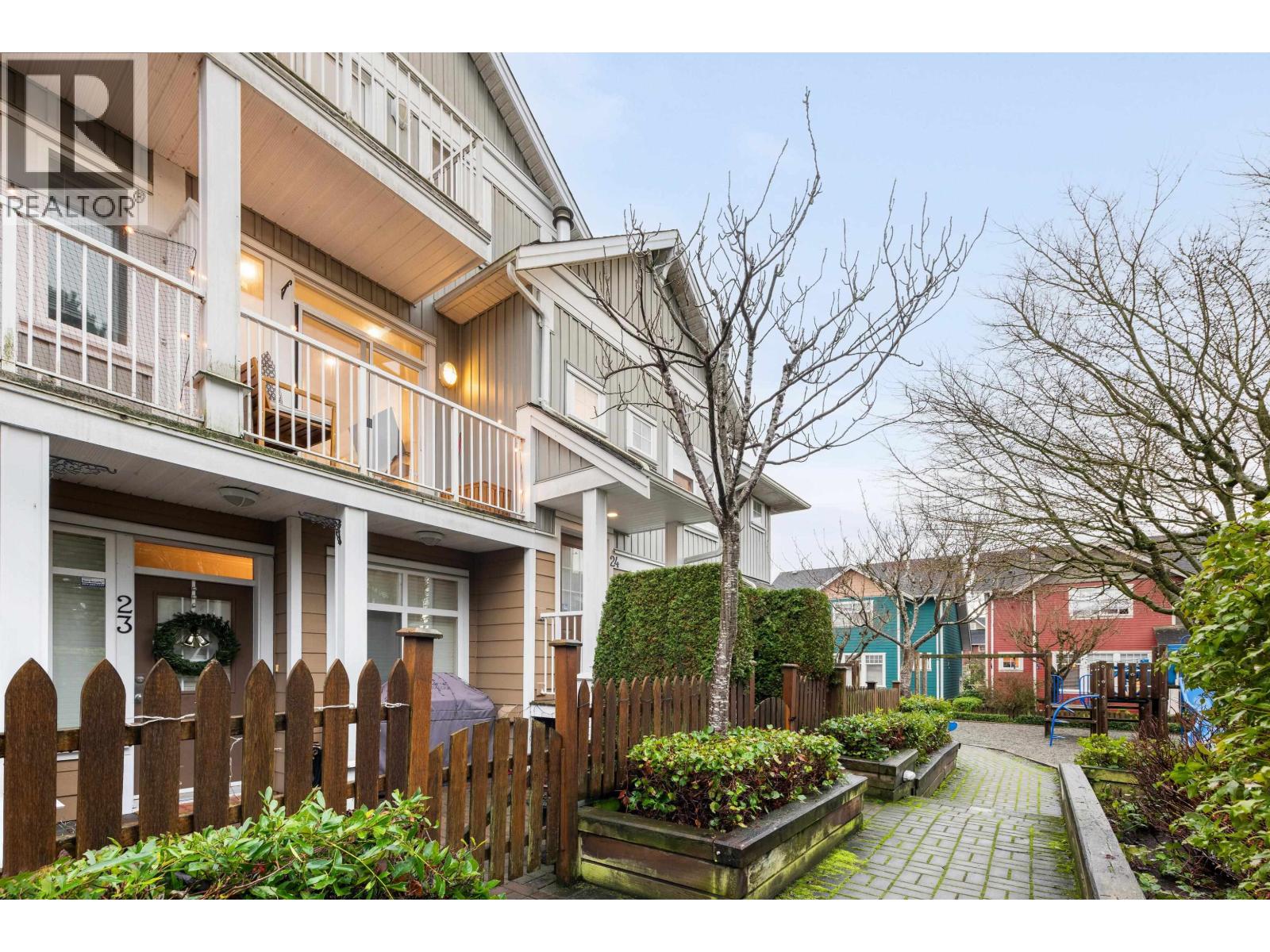 24 6300 LONDON ROAD, Richmond