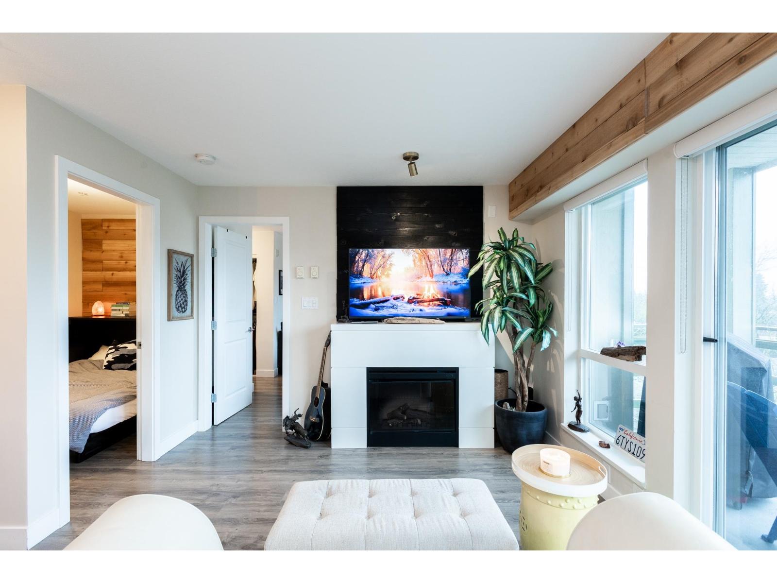 309 15735 Croydon Drive, Surrey, British Columbia  V3Z 2L5 - Photo 16 - R3084496