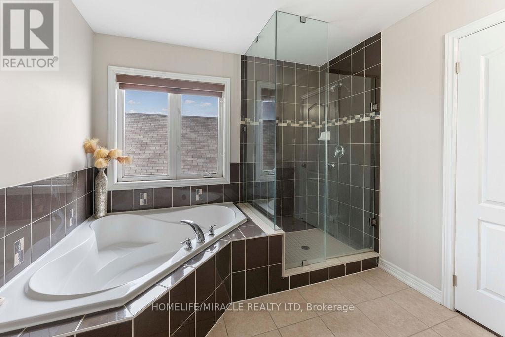 54 Truax Street, Kawartha Lakes, Ontario  K9V 0E3 - Photo 26 - X12776784