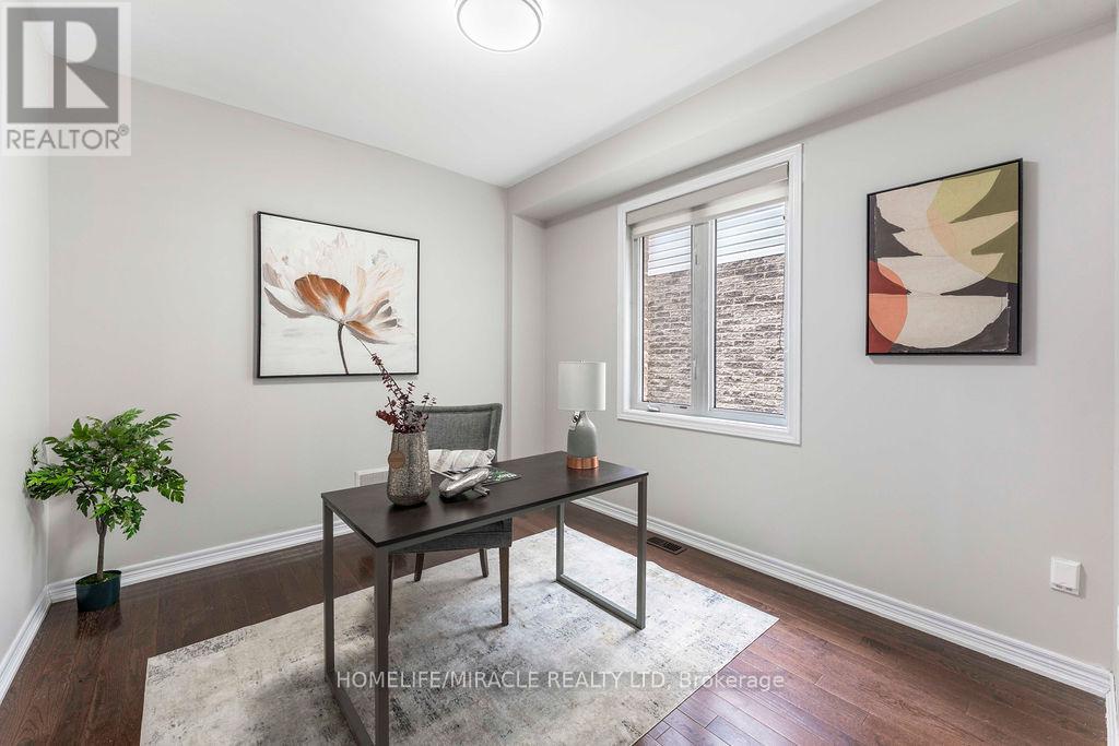 54 Truax Street, Kawartha Lakes, Ontario  K9V 0E3 - Photo 31 - X12776784