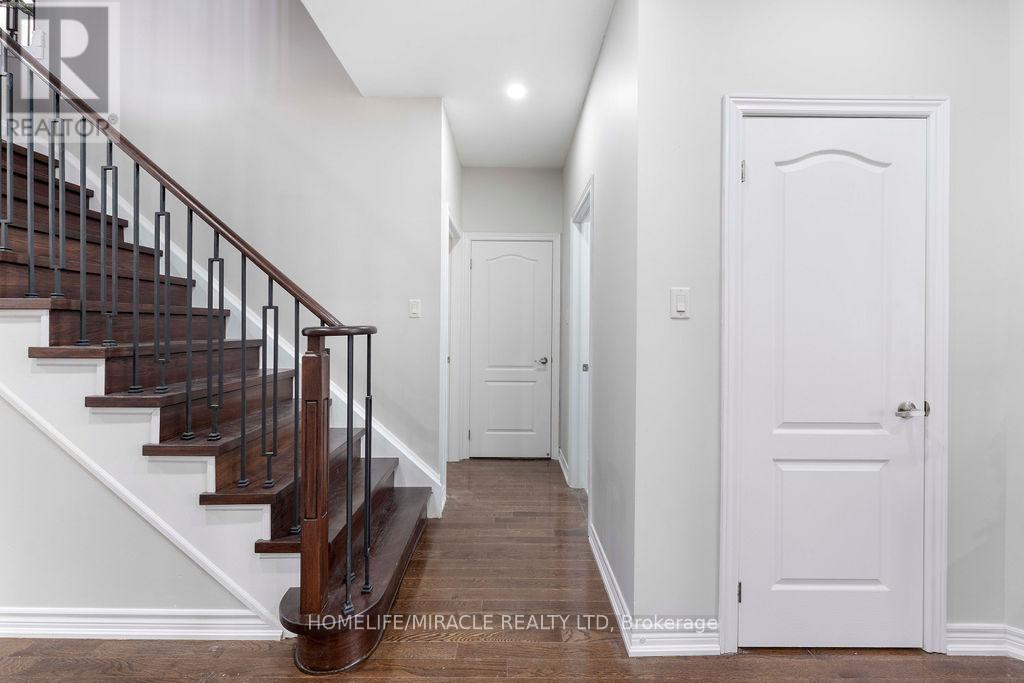 54 Truax Street, Kawartha Lakes, Ontario  K9V 0E3 - Photo 32 - X12776784