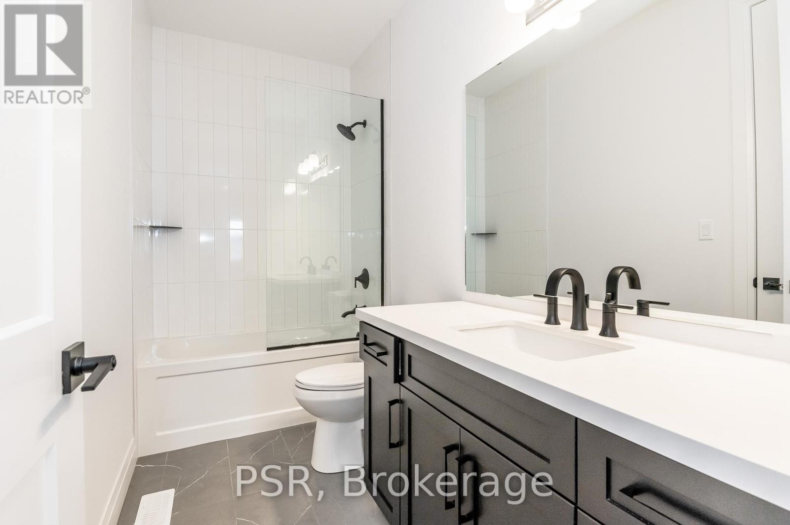 111 Daugaard Avenue, Brant, Ontario  N3L 0L6 - Photo 32 - X12776862