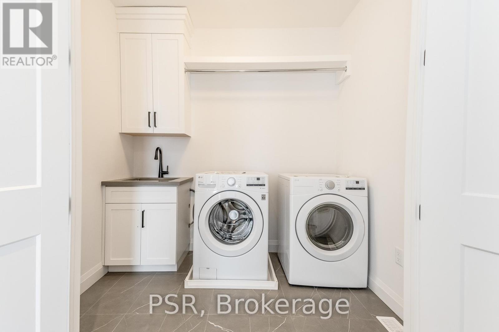 111 Daugaard Avenue, Brant, Ontario  N3L 0L6 - Photo 33 - X12776862